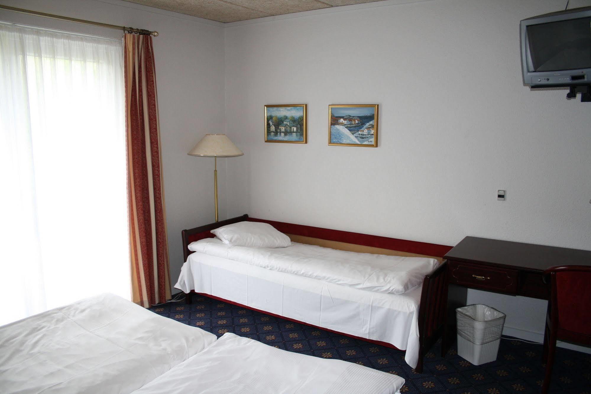 Hotel Sogarden Brorup Екстер'єр фото